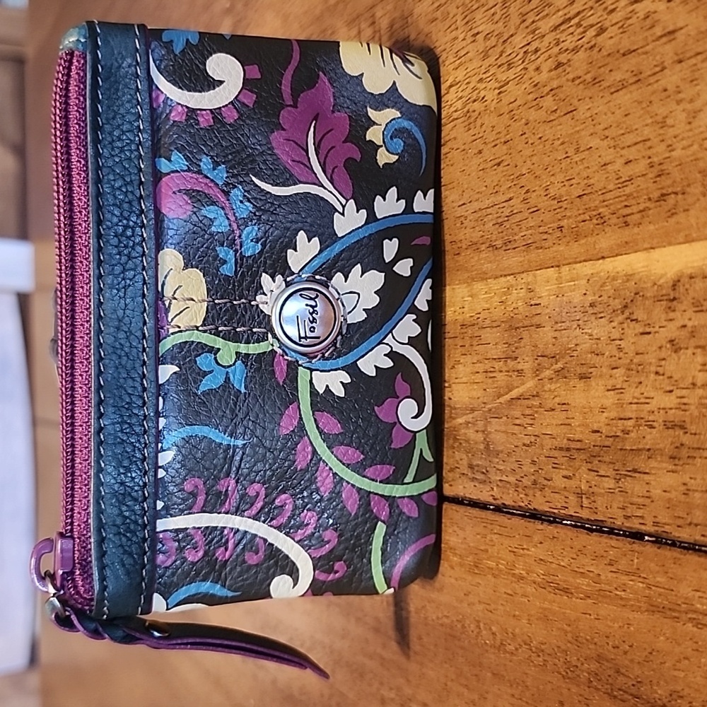 Fossil Multicolor Floral Wallet EUC